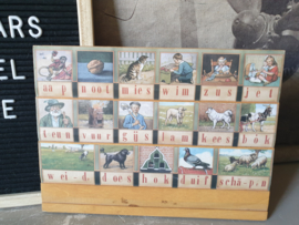 Houten leesplankje aap noot mies