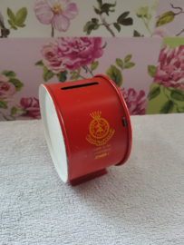 Oud blikken spaarpot leger des heils