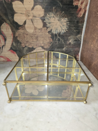 Antiek halfrond glazen pronkkastje vitrinekastje