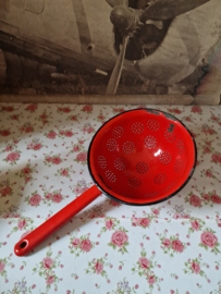 Rood emaille steel vergiet