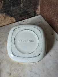 Oud blikken trommel cote d'or