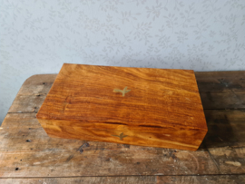 Oude houten theedoos