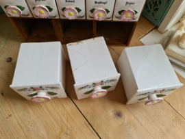 Antiek brocante kruidenkastje koffie thee suiker