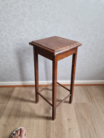 Oud plantentafeltje