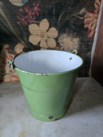 Reseda groen emaille emmer