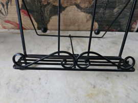 Brocante metalen kookboek standaard