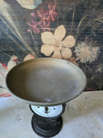 Antiek gietijzeren weegschaal Alexanderwerk