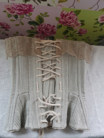 Prachtig oud brocante beige kant korset