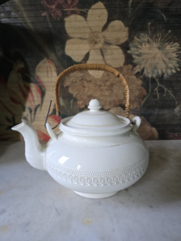 Antieke chocoladeketel petrus regout creamware