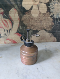 Oude koperen verstuiver nr3