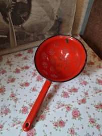 Rood emaille steel vergiet