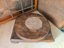 Oud houten bajot plateau India