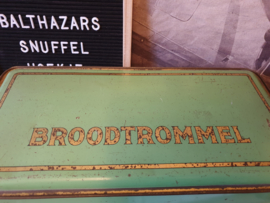 Oud groen blikken broodtrommel