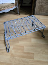 Oud metalen caravan opstapje De Witte
