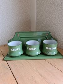Reseda groen emaille zand zeep soda
