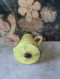Zachtgeel emaille koffiepot