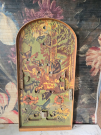 Oud houten knikkerspel flipperspel bosdieren