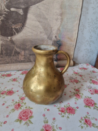 Antiek bronzen kannetje