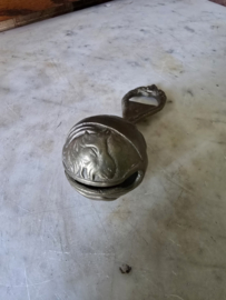 Oude messing bel met opener