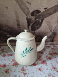 Creme emaille koffiepot riet