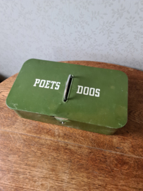 Oud groene poetsdoos