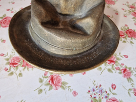 Bronzen jachthoed