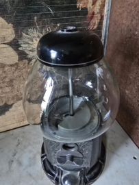 Kauwgomballen automaat zwart