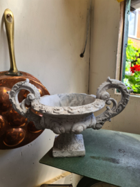 Brocante oorvaas jardiniere