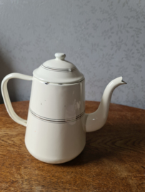 Creme emaille koffiepot nr3