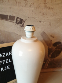 Grote wit stenen lampenvoet