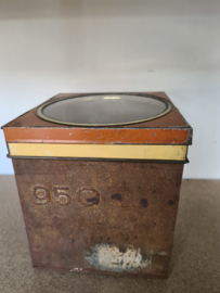 Oud doorleefd vensterbank jamin