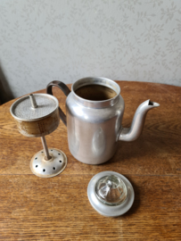 Aluminium koffiepot goudboon glazen knop