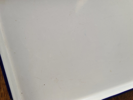 Wit emaille dienblad blauwe bies