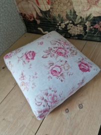 Brocante voetenbankje rozen