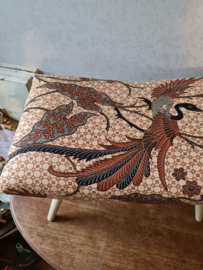 Vintage voetenbankje paradijsvogel