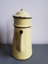 Pastel geel emaille koffiekan