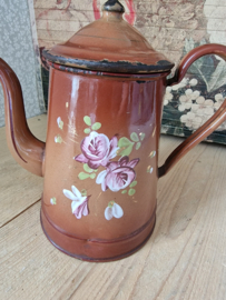 Bruin emaille koffiepot rozen