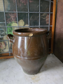 Oude bruin geglazuurde keulse pot