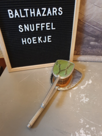 Brocante handspiegel met borstel groen zijde