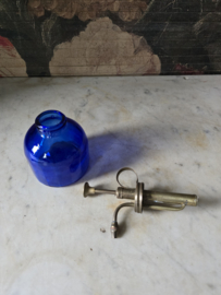 Blauw glazen verstuiver