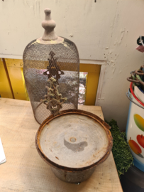 Brocante stolp op voet