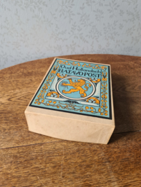 Oude kartonnen doos batavopost oud-hollandsch