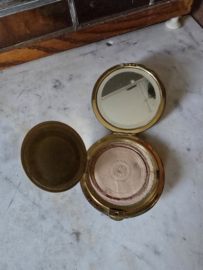 Oude brocante petit point poederdoos spiegeltje