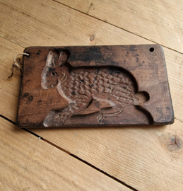 Antiek houten speculaasplank suikerbeest konijn