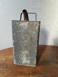 Oud doorleefd olie blik ESSO 1949