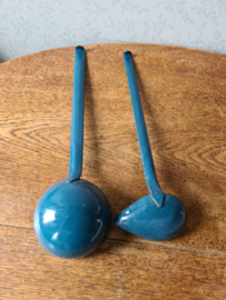 Petrol blauw emaille soeplepel en juslepel