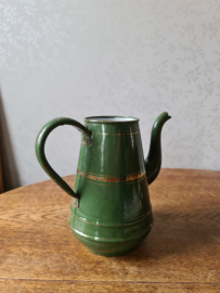 Donkergroen emaille koffiepot