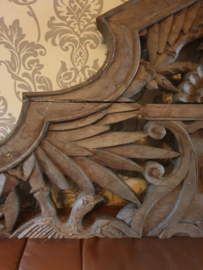 Antiek houten ornament kuif