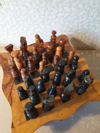Houten schaakspel tafeltje