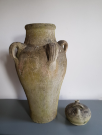 Grote stoere doorleefde stenen kruik nr4